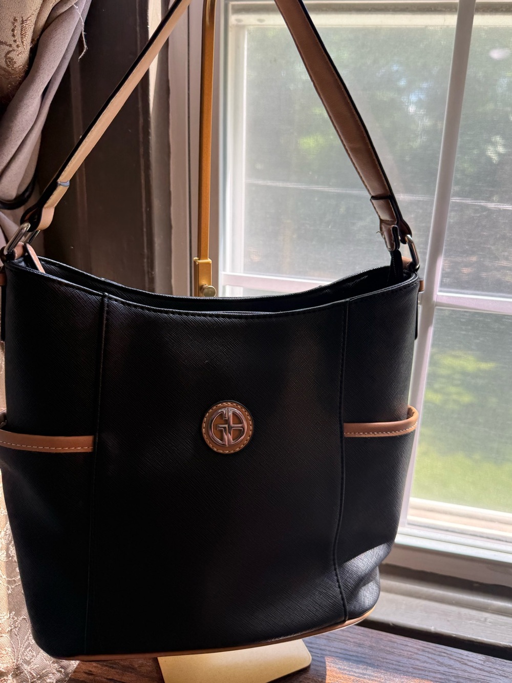 Giani Bernini Black Shoulder Bag with Tan Trim and Gold Logo